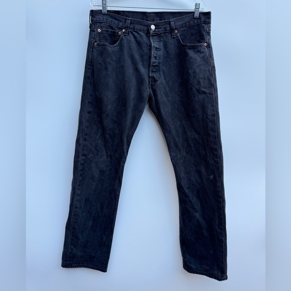 Levi’s 501 Original Fit Faded Black Button Fly Light Distressing Jeans 34x30 - Picture 5 of 13